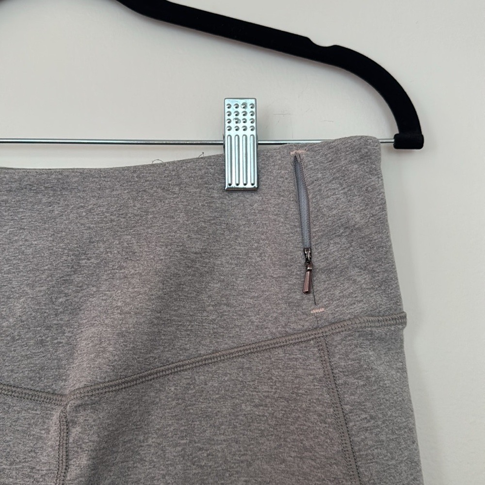 Calia Mesh Legging - Picture 3 of 5